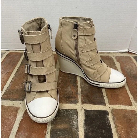 Simply Vera Vera Wang Beige Tan Wedge Heel Sneakers Buckles Straps Women's 8 - Picture 2 of 7
